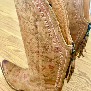 Lucchese Catalina Tan Calfskin Boots for Women, Size 8